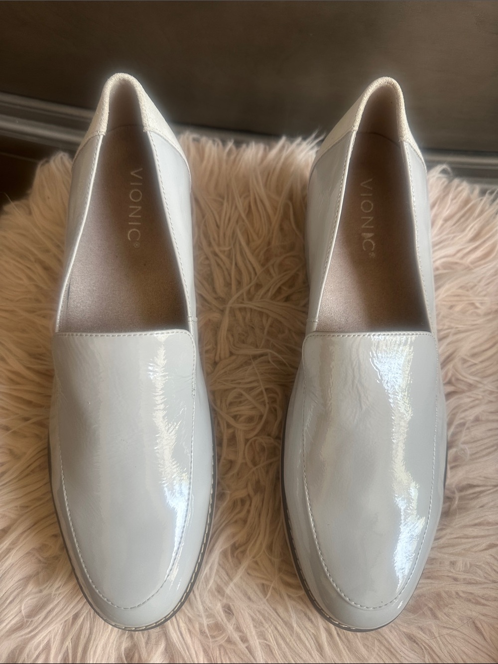 Vionic Women's White Patent Slip-On Loafers